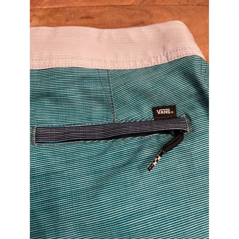 Vans Boys Colorblock Board Shorts Teal Navy White Striped Swim Trunks Size 25/10